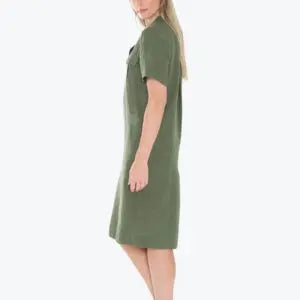 2 Pocket Dress